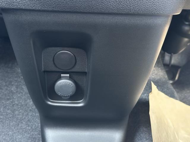 スペーシアカスタム ハイブリッドXSターボ スマートキー LEDヘッドライト 両側パワースライドドア フルオートエアコン シートヒーター ロールサンシェード シートバックテーブル サーキュレーター ヘッドアップディスプレイ 届出済未使用車(25枚目)