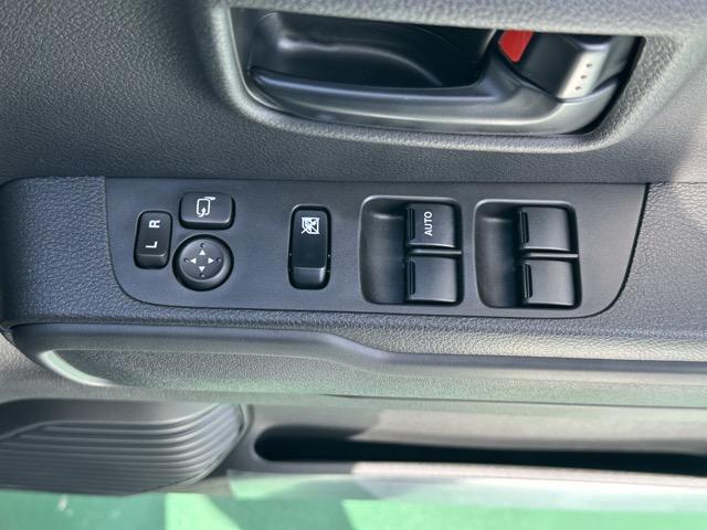 ハスラー ハイブリッドＧ　スマートキー　ＬＥＤヘッドライト　フルオートエアコン　シートヒーター　オートクルーズコントロール　ステアリングスイッチ　衝突被害軽減ブレーキ　クリアランスソナー　アイドリングストップ　届出済未使用車（14枚目）