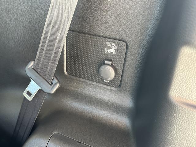 ハスラー ハイブリッドＧ　スマートキー　ＬＥＤヘッドライト　フルオートエアコン　シートヒーター　オートクルーズコントロール　ステアリングスイッチ　衝突被害軽減ブレーキ　クリアランスソナー　アイドリングストップ　届出済未使用車（12枚目）