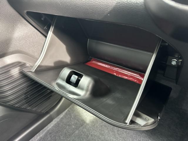 ハスラー ハイブリッドＸターボ　セーフティサポート　ＬＥＤヘッドランプ　マイルドハイブリッド　シートヒーター　本革巻ステアリング＆シフトノブ　ＵＳＢ電源ソケット　３６０°プレミアムＵＶ＆ＩＲカットガラス　スマートキー　届出済未使用車（22枚目）