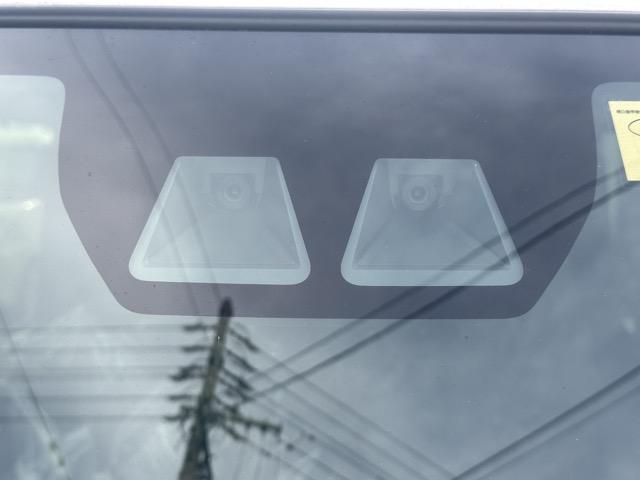 タント カスタムRS スマートキー LEDヘッドライト 両側パワースライドドア フルオートエアコン シートヒーター ロールサンシェード シートバックテーブル 革巻きハンドル USB充電ソケット フォグランプ 届出済未使用車(25枚目)