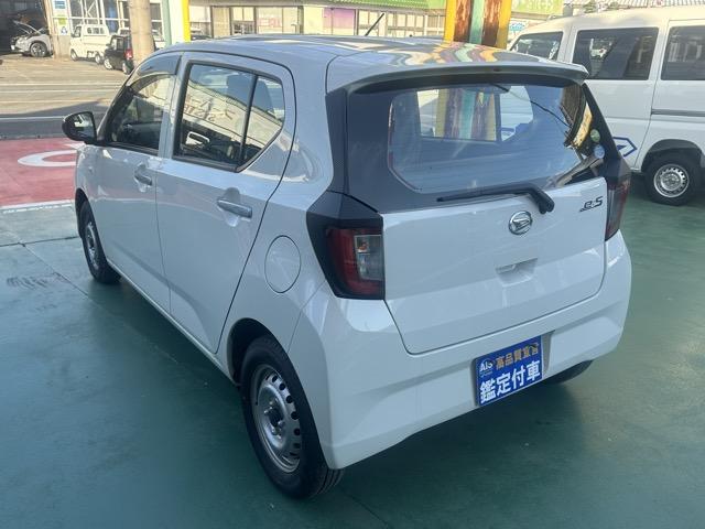 ミライース B 純正CDデッキ キーレス 電動格納ドアミラー 前側パワーウィンドー アイドリングストップ エアコン パワステ(5枚目)