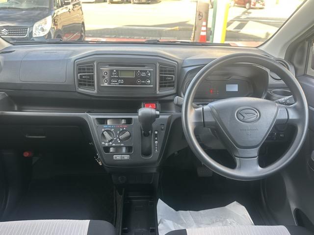 ミライース B 純正CDデッキ キーレス 電動格納ドアミラー 前側パワーウィンドー アイドリングストップ エアコン パワステ(8枚目)