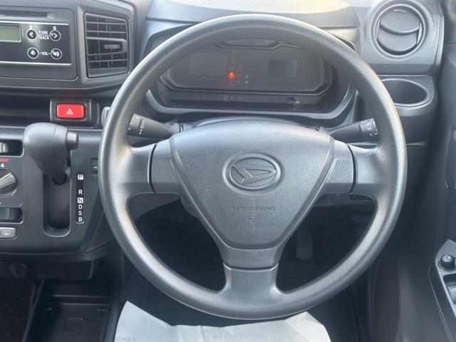 ミライース B 純正CDデッキ キーレス 電動格納ドアミラー 前側パワーウィンドー アイドリングストップ エアコン パワステ(9枚目)