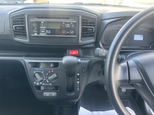 ミライース B 純正CDデッキ キーレス 電動格納ドアミラー 前側パワーウィンドー アイドリングストップ エアコン パワステ(16枚目)