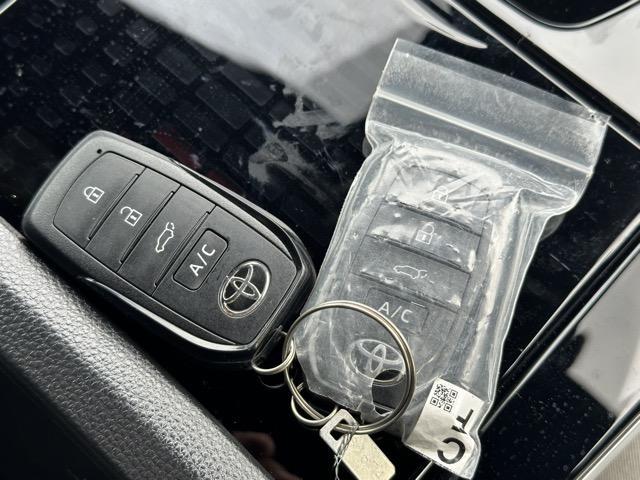 ｂＺ４Ｘ Ｚ　４ＷＤ　純正ナビゲーション　パノラマカメラ　ＥＴＣ　ＪＢＬスピーカー　パワーシート　シートヒーター＆ベンチレーション　パワーバックドア　ＡＣ１００Ｖ電源　革巻きハンドル　オートクルーズコントロール（36枚目）