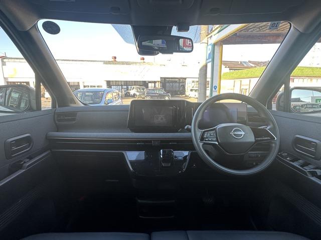 サクラ X 90周年記念車 ディスプレイオーディオ アラウンドビューモニター スマートキー LEDヘッドライト フルオートエアコン シートヒーター&ハンドルヒーター 電気式パーキングブレーキ 衝突被害軽減ブレーキ フォグランプ(8枚目)