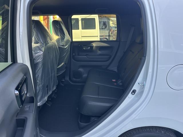 ★5年間新車保証★初度登録から5年間の新車保証が含まれています。長期間、安心してお乗り頂けます!保証費用は支払総額に含まれています!遠方のお客様は保証継承後、お近くのディーラーにて保証が受けられます!