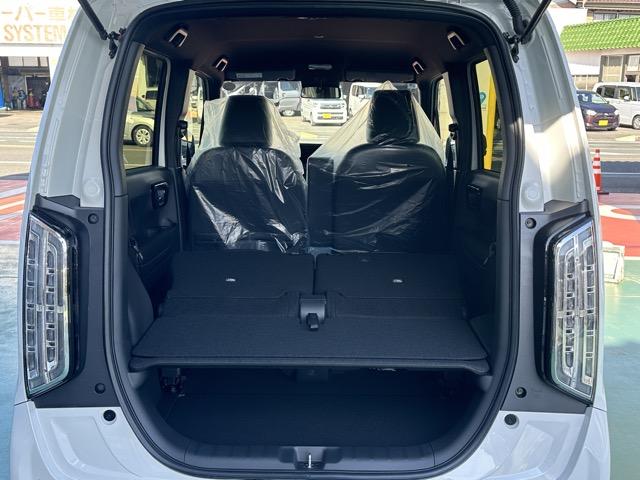 ディーラーオプション等取付できます。是非一度お問合せ下さい。ドレスアップやお客様にとってより良いアドバイスをします。