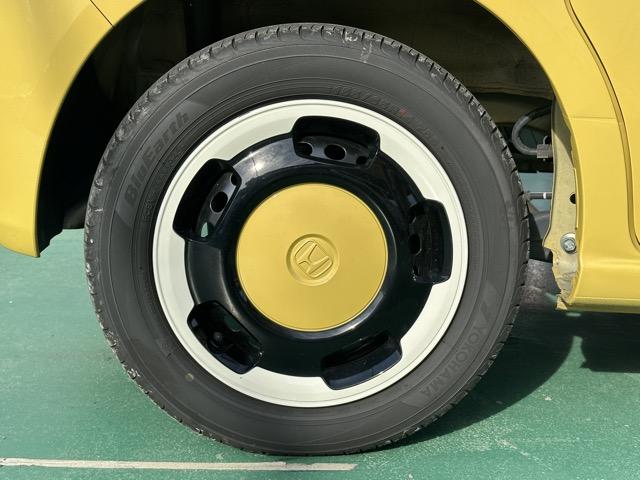 N-BOX ファッションスタイル 純正ディスプレイオーディオ・バックモニター付 ホンダセンシング LEDヘッドランプ パワースライドドア 電子制御パーキングブレーキ オートブレーキホールド機能 ロールサンシェード スマートキー(15枚目)