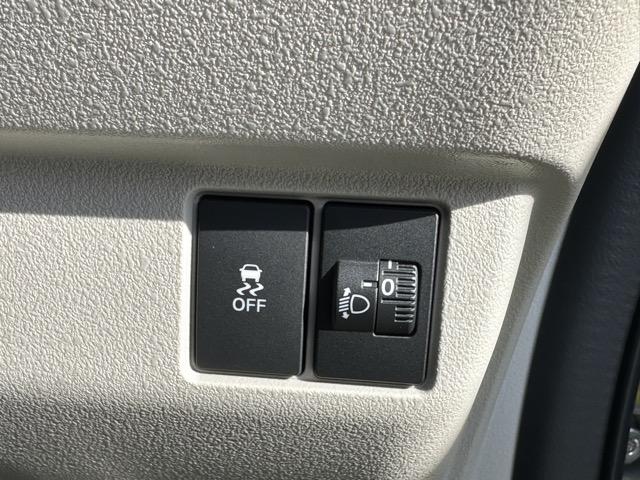 N-BOX ファッションスタイル 純正ディスプレイオーディオ・バックモニター付 ホンダセンシング LEDヘッドランプ パワースライドドア 電子制御パーキングブレーキ オートブレーキホールド機能 ロールサンシェード スマートキー(18枚目)