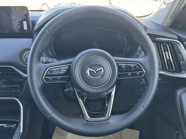 ＣＸ－８０ ＸＤ　Ｌパッケージ　ＢＯＳＥサウンドシステム　電動パノラマサンルーフ　純正ディスプレイオーディオ　パノラマカメラ　パワーシート　シートヒーター＆ハンドルヒーター　パワーバックドア　前後フルオートエアコン　登録済未使用車（10枚目）