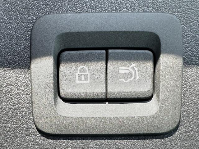 ＣＸ－８０ ＸＤ　Ｌパッケージ　ＢＯＳＥサウンドシステム　電動パノラマサンルーフ　純正ディスプレイオーディオ　パノラマカメラ　パワーシート　シートヒーター＆ハンドルヒーター　パワーバックドア　前後フルオートエアコン　登録済未使用車（21枚目）