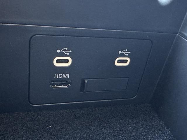 ＣＸ－８０ ＸＤ　Ｌパッケージ　ＢＯＳＥサウンドシステム　電動パノラマサンルーフ　純正ディスプレイオーディオ　パノラマカメラ　パワーシート　シートヒーター＆ハンドルヒーター　パワーバックドア　前後フルオートエアコン　登録済未使用車（37枚目）