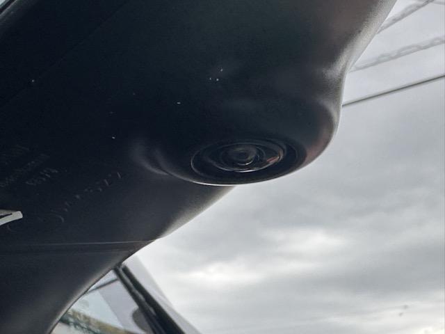 �[�ԑO�ɁA�ꑮ�̃N���[�j���O�X�^�b�t���A�s�b�J�s�J�ɃN���[�j���O���Ĕ[�Ԃ������܂��I�������A�s�b�J�s�J�̏�Ԃł��n������N���[�j���O��p���x�����z�Ɋ܂܂�Ă��܂��I