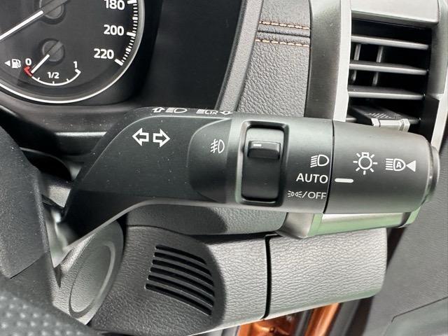 トライトン GSR e-Assist スマートフォン連携ナビゲーション LEDヘッドライト ルーフレール 液晶メーター 本革巻ステアリング シート&ステアリングヒーター パワーシート サーキュレーター 登録済未使用車(25枚目)