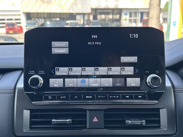 トライトン GSR e-Assist スマートフォン連携ナビゲーション LEDヘッドライト ルーフレール 液晶メーター 本革巻ステアリング シート&ステアリングヒーター パワーシート サーキュレーター 登録済未使用車(26枚目)