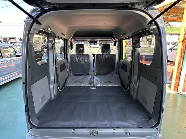 エブリイ ジョインターボ 2WD CVT 両側ワンアクションパワースライドドア フルオートエアコン セーフティサポート LEDヘッドランプ 運転席シートヒーター キーレスプッシュスタート オーバーヘッドシェルフ 届出済未使用車(13枚目)