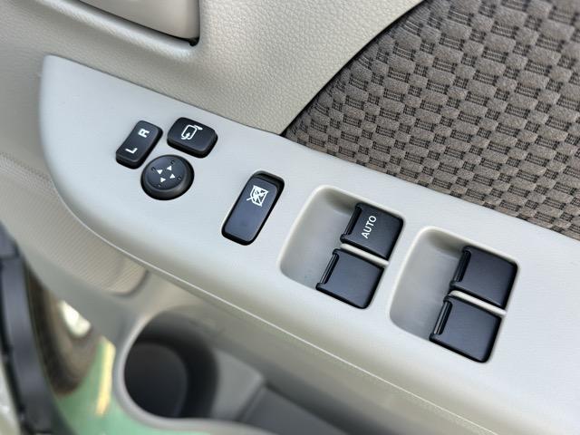 エブリイ ジョインターボ 2WD CVT 両側ワンアクションパワースライドドア フルオートエアコン セーフティサポート LEDヘッドランプ 運転席シートヒーター キーレスプッシュスタート オーバーヘッドシェルフ 届出済未使用車(16枚目)