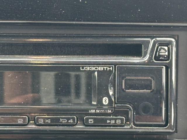 スイフトスポーツ ベースグレード セーフティーパッケージ装着車 6MT 走行距離8,078KM 社外オーディオ スマートキー LEDヘッドライト フルオートエアコン シートヒーター 革巻きハンドル オートクルーズコントロール(19枚目)