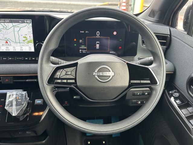 サクラ X 純正ナビゲーション アラウンドビューモニター ETC スマートキー LEDヘッドライト フルオートエアコン 電気式パーキングブレーキ ベンチシート 電動格納ドアミラー 前後パワーウィンドー(9枚目)