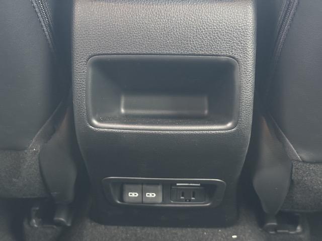 カローラツーリング アクティブスポーツ 純正ナビゲーション バックカメラ ETC スマートキー LEDヘッドライト フルオートエアコン シートヒーター&ハンドルヒーター USB充電ソケット 革巻きハンドル オートクルーズコントロール(10枚目)