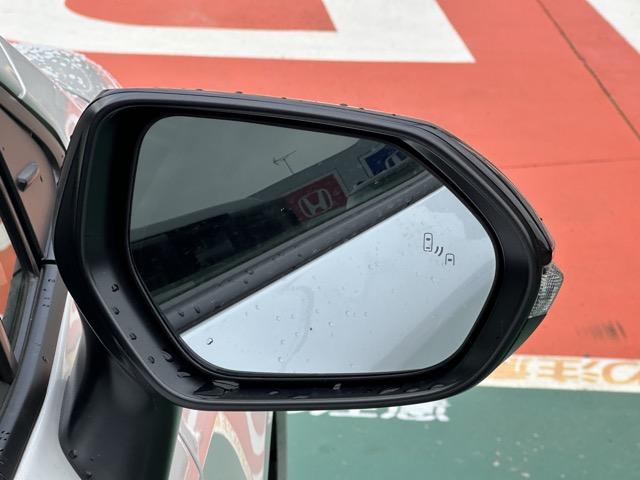 カローラツーリング アクティブスポーツ 純正ナビゲーション バックカメラ ETC スマートキー LEDヘッドライト フルオートエアコン シートヒーター&ハンドルヒーター USB充電ソケット 革巻きハンドル オートクルーズコントロール(16枚目)