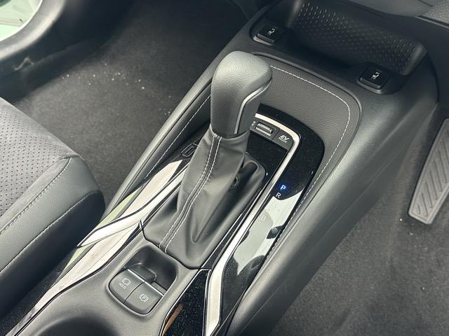 カローラツーリング アクティブスポーツ 純正ナビゲーション バックカメラ ETC スマートキー LEDヘッドライト フルオートエアコン シートヒーター&ハンドルヒーター USB充電ソケット 革巻きハンドル オートクルーズコントロール(20枚目)