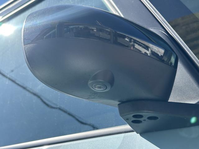 タント ファンクロスターボ パノラマアップグレードパック スマートキー LEDヘッドライト 両側パワースライドドア フルオートエアコン シートヒーター ロールサンシェード シートバックテーブル 革巻きハンドル ルーフレール(28枚目)