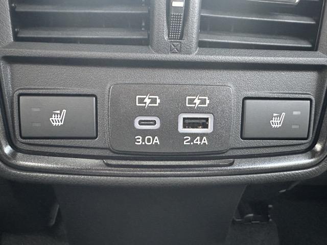 フォレスター X-ブレイクS:HEV EX アイサイト LEDヘッドランプ 11.6インチセンターインフォメーションディスプレイ ドライバーモニタリングシステム 12.3インチフル液晶メーター ハンズフリーパワーリヤゲート 登録済未使用車(10枚目)