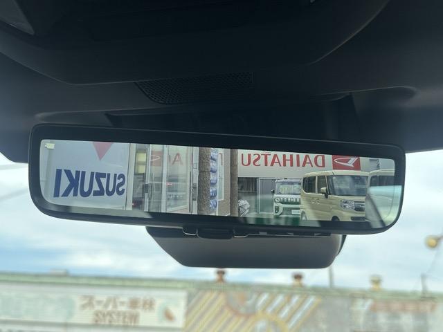 フォレスター X-ブレイクS:HEV EX アイサイト LEDヘッドランプ 11.6インチセンターインフォメーションディスプレイ ドライバーモニタリングシステム 12.3インチフル液晶メーター ハンズフリーパワーリヤゲート 登録済未使用車(30枚目)