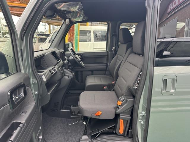 Ｎ－ＶＡＮ ファン・ターボ　２ＷＤ　ＣＶＴ　ホンダセンシング　フルＬＥＤヘッドライト　運転席用＆助手席用ｉ－ＳＲＳエアバッグシステム　充電用ＵＳＢジャック　スマートキー　アクセサリーソケット（ＤＣ１２Ｖ）　届出済未使用車（6枚目）