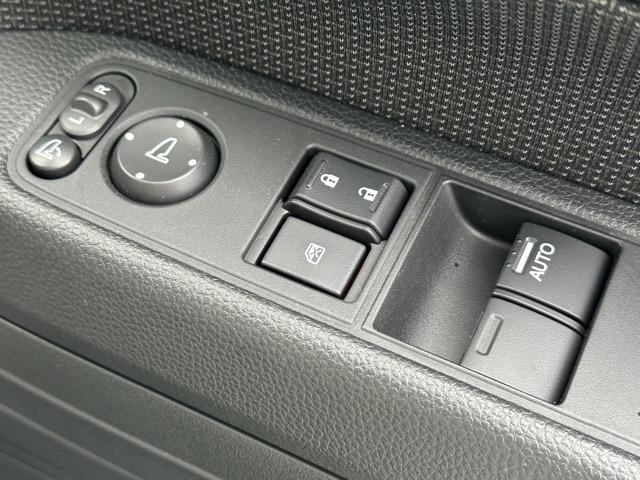 Ｎ－ＶＡＮ ファン・ターボ　２ＷＤ　ＣＶＴ　ホンダセンシング　フルＬＥＤヘッドライト　運転席用＆助手席用ｉ－ＳＲＳエアバッグシステム　充電用ＵＳＢジャック　スマートキー　アクセサリーソケット（ＤＣ１２Ｖ）　届出済未使用車（16枚目）