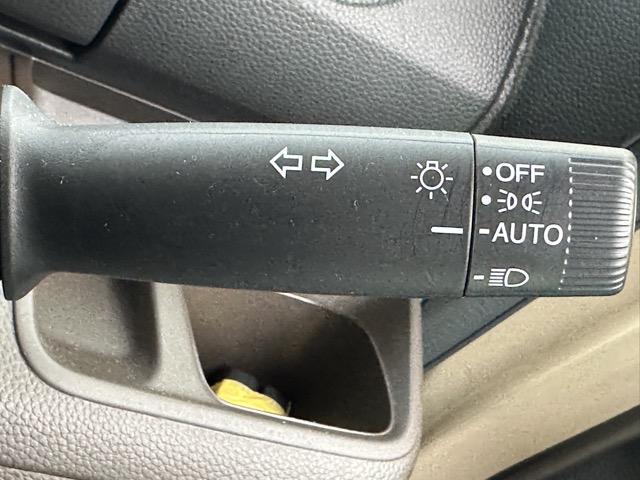 N-BOX L コーディネートスタイル 純正ナビゲーション バックカメラ スマートキー LEDヘッドライト 両側パワースライドドア フルオートエアコン シートヒーター USB充電ソケット ロールサンシェード シートバックテーブル(28枚目)