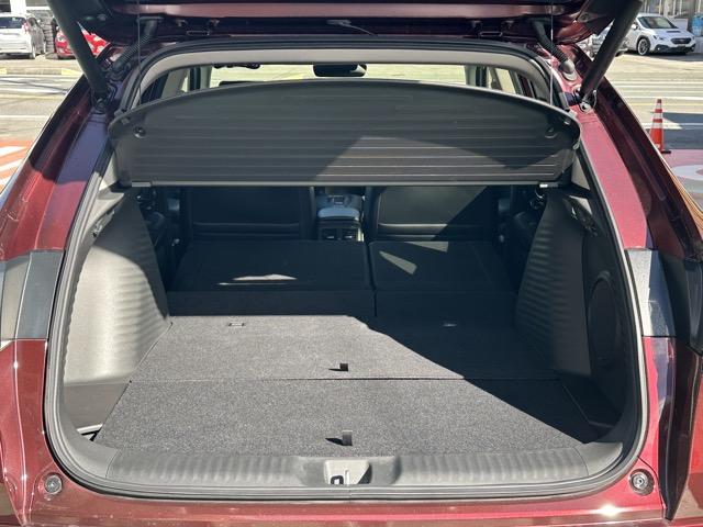 ZR-V e:HEV Z 内装色/ブラック ホンダセンシング フルLEDヘッドライト HondaCONNECTディスプレー+ETC2.0 BOSEプレミアムサウンド シートヒーター ステアリングヒーター パワーテールゲート(13枚目)