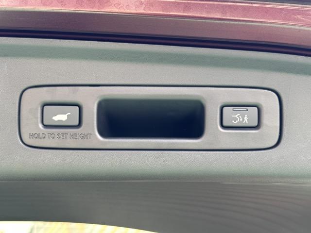 ZR-V e:HEV Z 内装色/ブラック ホンダセンシング フルLEDヘッドライト HondaCONNECTディスプレー+ETC2.0 BOSEプレミアムサウンド シートヒーター ステアリングヒーター パワーテールゲート(14枚目)