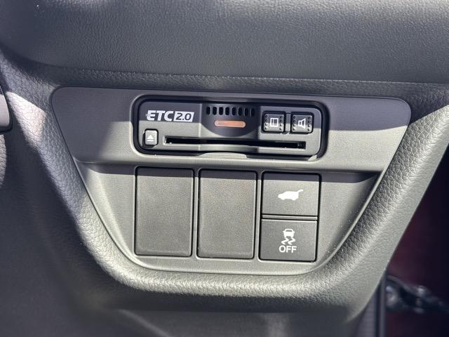 ZR-V e:HEV Z 内装色/ブラック ホンダセンシング フルLEDヘッドライト HondaCONNECTディスプレー+ETC2.0 BOSEプレミアムサウンド シートヒーター ステアリングヒーター パワーテールゲート(19枚目)