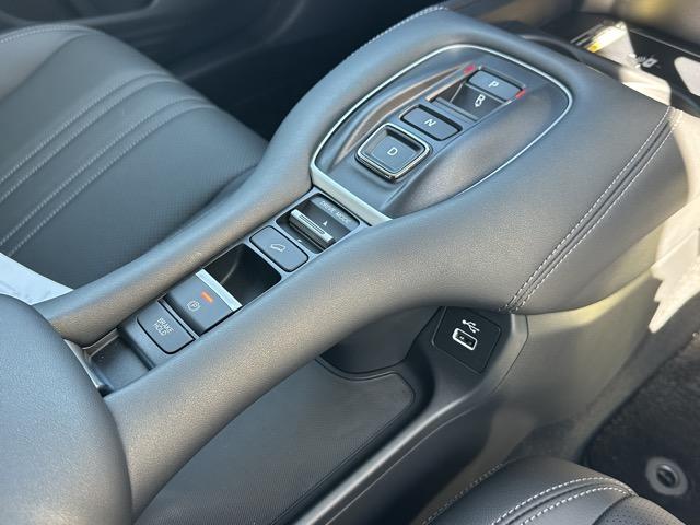 ZR-V e:HEV Z 内装色/ブラック ホンダセンシング フルLEDヘッドライト HondaCONNECTディスプレー+ETC2.0 BOSEプレミアムサウンド シートヒーター ステアリングヒーター パワーテールゲート(25枚目)