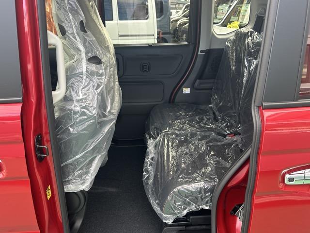 スペーシアカスタム ハイブリッドXS 全方位カメラ付きナビゲーション スマートキー LEDヘッドライト 両側パワースライドドア フルオートエアコン シートヒーター ロールサンシェード シートバックテーブル サーキュレーター 届出済未使用車(7枚目)