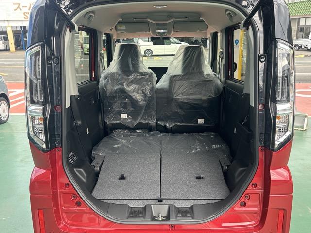 スペーシアカスタム ハイブリッドXS 全方位カメラ付きナビゲーション スマートキー LEDヘッドライト 両側パワースライドドア フルオートエアコン シートヒーター ロールサンシェード シートバックテーブル サーキュレーター 届出済未使用車(12枚目)