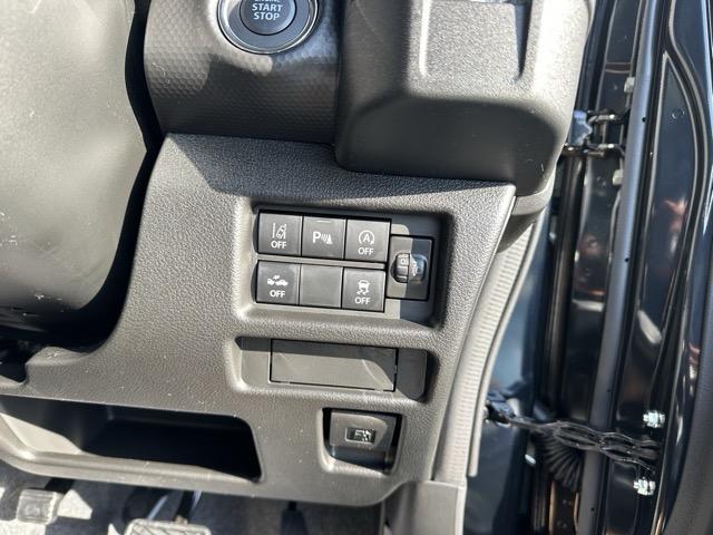 【全国陸送費定額キャンペーンも実施中！】全国何処でも陸送会社がご自宅までお車をしっかりとお届します！陸送費につきましてはお気軽にお問合せください！※納車時ご来店いただければ、納車費用はかかりません！