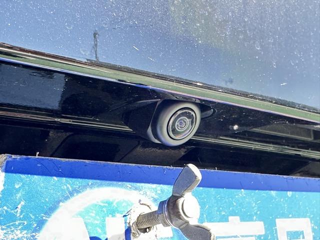 ステップワゴン スパーダ プレミアムライン 7人乗り ホンダセンシング フルLEDヘッドライト マルチビューカメラシステム パワーテールゲート 両側パワースライドドア シートヒーター 2列目キャプテンシート/オットマン付 登録済未使用車(14枚目)