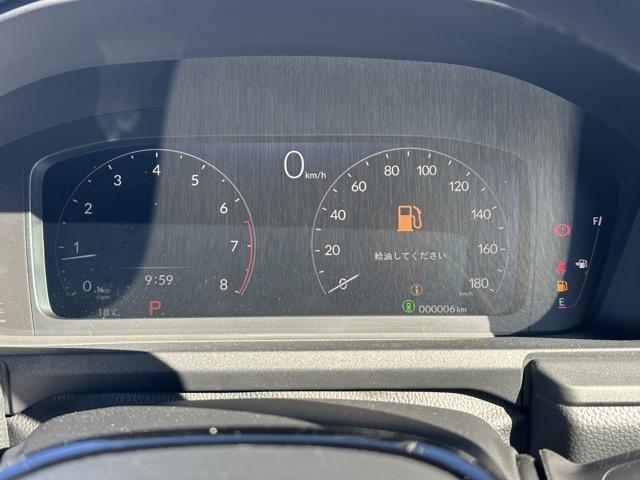 ステップワゴン スパーダ プレミアムライン 7人乗り ホンダセンシング フルLEDヘッドライト マルチビューカメラシステム パワーテールゲート 両側パワースライドドア シートヒーター 2列目キャプテンシート/オットマン付 登録済未使用車(26枚目)