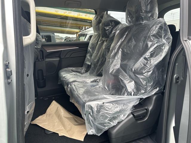 デリカD:5 P 8人乗り ナビ取付パッケージII オートステップ付 スマートキー LEDヘッドライト 両側パワースライドドア 全方位カメラ フルオートエアコン シートヒーター パワーシート パワーバックドア(8枚目)