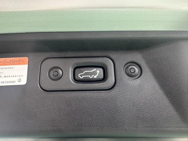 デリカD:5 P 8人乗り ナビ取付パッケージII オートステップ付 スマートキー LEDヘッドライト 両側パワースライドドア 全方位カメラ フルオートエアコン シートヒーター パワーシート パワーバックドア(15枚目)