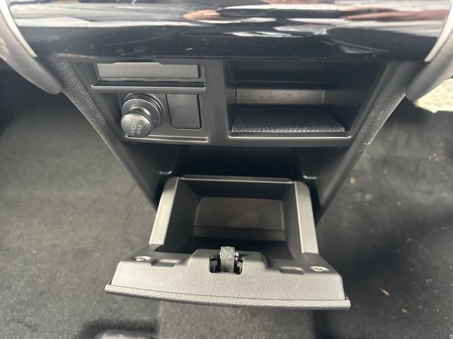 デリカD:5 P 8人乗り ナビ取付パッケージII オートステップ付 スマートキー LEDヘッドライト 両側パワースライドドア 全方位カメラ フルオートエアコン シートヒーター パワーシート パワーバックドア(25枚目)