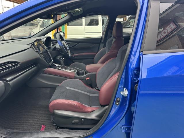 WRX S4 STIスポーツR EX 純正ナビゲーション 全方位カメラ スマートキー LEDヘッドライト フルオートエアコン シートヒーター パワーシート 革巻きハンドル オートクルーズコントロール パドルシフト アルミペダル(6枚目)