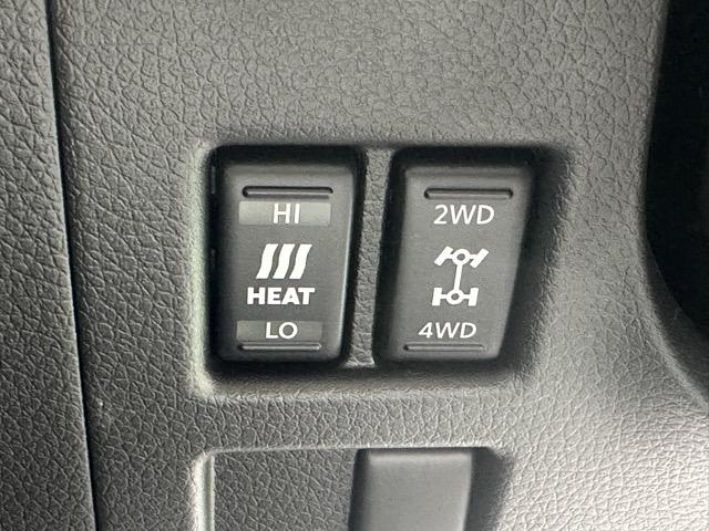 キャラバン ロンググランドプレミアムGX ディーゼル車 4WD スマートキー LEDヘッドライト 両側スライドドア フルオートエアコン シートヒーター アラウンドビューモニター デジタルインナーミラー 革巻きハンドル 登録済未使用車(23枚目)