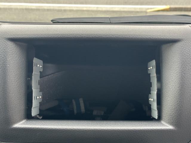 キャラバン ロンググランドプレミアムGX ディーゼル車 4WD スマートキー LEDヘッドライト 両側スライドドア フルオートエアコン シートヒーター アラウンドビューモニター デジタルインナーミラー 革巻きハンドル 登録済未使用車(25枚目)