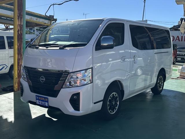 キャラバン ロングオーテックラインプラス ディーゼル車 4WD 寒冷地仕様 左パワースライドドア スマートキー LEDヘッドライト アラウンドビューモニター デジタルインナーミラー フルオートエアコン シートヒーター 登録済未使用車(4枚目)